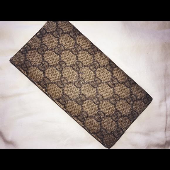 slim gucci wallet